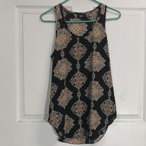 🏷3/$15 Mossimo Sleeveless Dressy Top